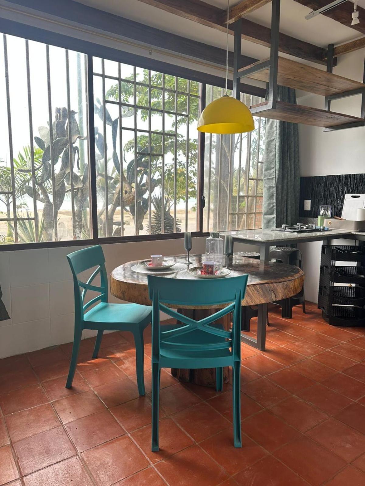 Hotel Nantu Hosteria Puerto Lopez Bagian luar foto