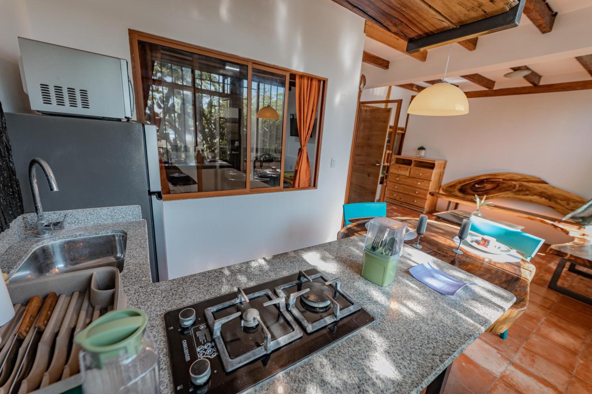Hotel Nantu Hosteria Puerto Lopez Bagian luar foto