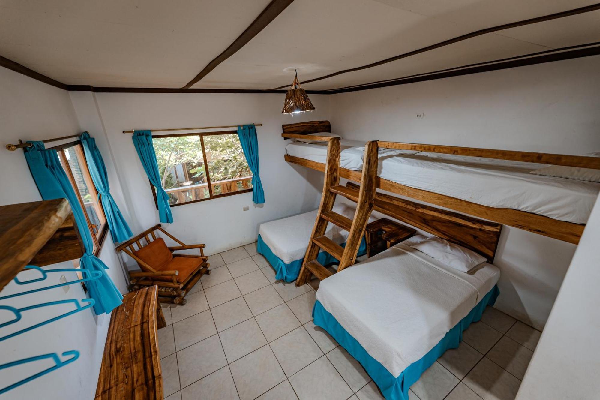 Hotel Nantu Hosteria Puerto Lopez Bagian luar foto