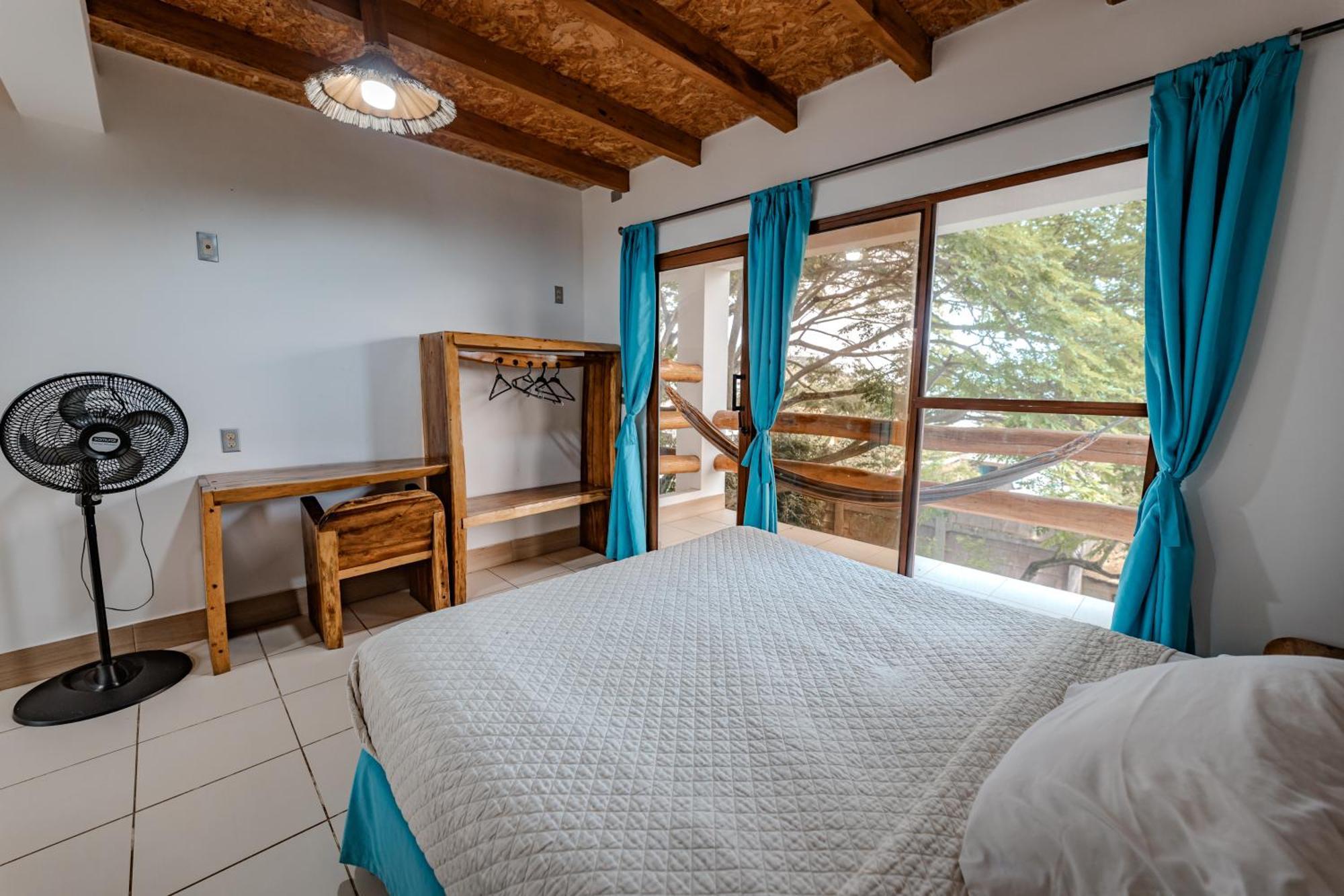 Hotel Nantu Hosteria Puerto Lopez Bagian luar foto
