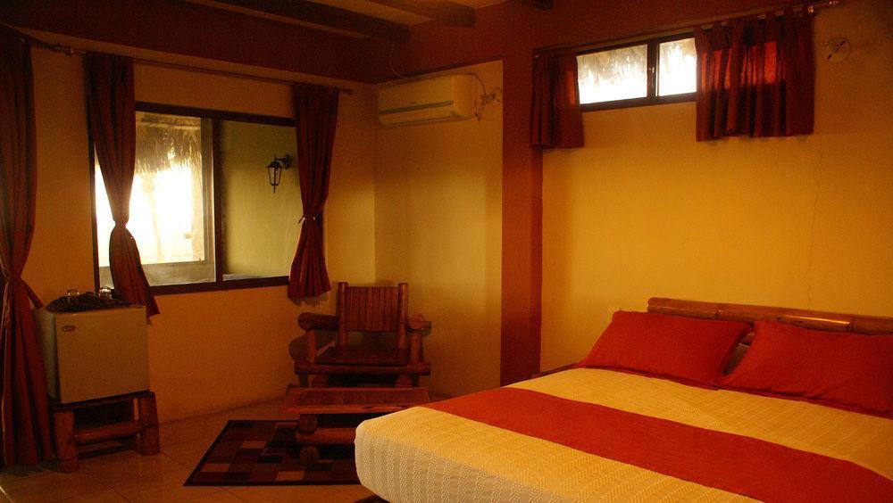 Hotel Nantu Hosteria Puerto Lopez Bagian luar foto